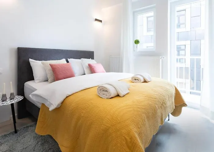 Lux Nest Extra City Apartment Urban Stay
